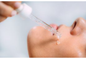 HYALURONIC ACID: WHAT IT'S FOR AND WHY IT'S SO POPULAR IN SKINCARE